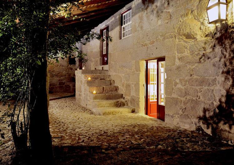 Villa Castelo Do Castro Carrazedo  Exterior foto